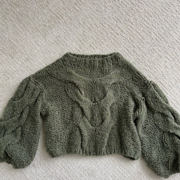 Rumored Chunky Sweater - Picture 2 of 5